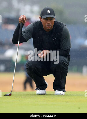 USA's Tiger Woods on the 8th green during day two of The Open Championship 2018 at Carnoustie Golf Links, Angus. Stock Photo