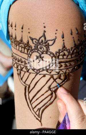 Full Arm Sleeve Henna Appointment – Raida Henna