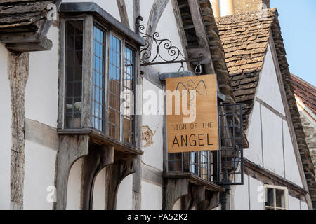 The Sign of the Angel inn. Lacock, Wiltshire, England Stock Photo