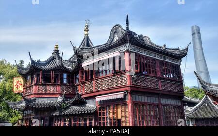 The oldest tea house in Shanghai and 632 meters tall Shanghai