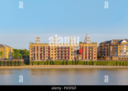 Riverside apartment converted from a former Victorian warehouse in London Stock Photo