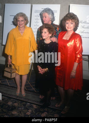 UNIVERSAL CITY, CA - MARCH 27: (L-R) Actresses Betty White, Bea Arthur, Estelle Getty and Rue McClanahan attend the 29th Annual Publicists Guild of America Luncheon on March 27, 1992 at Universal Sheraton Hotel in Universal City, California. Photo by Barry King/Alamy Stock Photo Stock Photo
