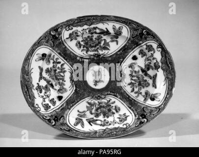 Tray. Culture: Chinese, for American market. Dimensions: 6 11/16 x 8 3/8 in. (17 x 21.3 cm). Date: ca. 1860-66. Museum: Metropolitan Museum of Art, New York, USA. Stock Photo