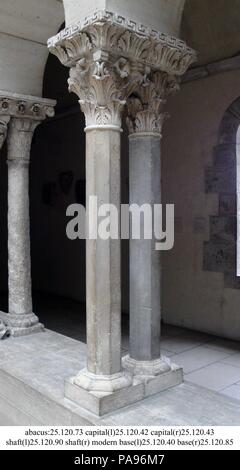 Column Base. Culture: French. Dimensions: Overall: 5 1/8 x 9 7/8 x 9 7/8 in. (13 x 25.1 x 25.1 cm). Date: late 12th century. Museum: Metropolitan Museum of Art, New York, USA. Stock Photo