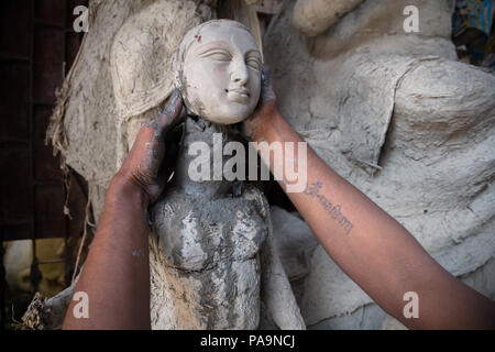 Making of Durga statue for Durga puja celebration in Kolkata, India Stock Photo