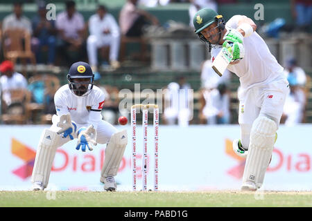 Sri Lanka. 21st July, 2018. Faf du Plessis captain of South Africa plays a shot during the second day of the 2nd Test match between Sri Lanka and South Africa at the Sinhalese Sports Club (SSC) international cricket stadium in Colombo, Sri Lanka on July 21, 2018. Credit: Pradeep Dambarage/Pacific Press/Alamy Live News Stock Photo