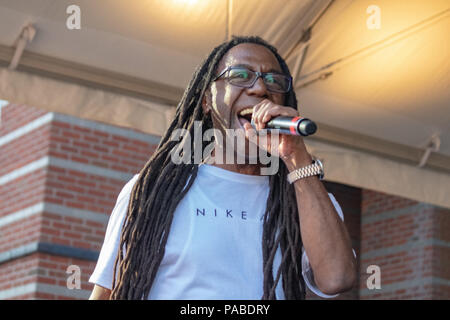 BUSY BEE HOSTING EPMD CONCERT AT NJ PAC July 19,2018 Stock Photo