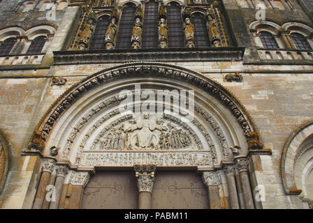 Vezelay-UNESCO- Portal of the Basilica Church of St. Mary Magdalene, which is the largest Romanesque church in France. Stock Photo