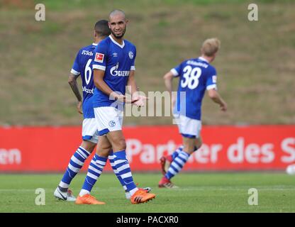 Eat, Deutschland. 21st July, 2018. firo: 21.07.2018, Football, 1.Bundesliga, Season 2018/2019, Test match, SW Essen - FC Schalke 04 Nabil BENTALEB, Schalke, gesture | Credit: dpa/Alamy Live News Stock Photo