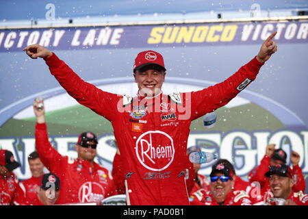 Loudon, New Hampshire, USA. 21st July, 2018. Christopher Bell (20) wins the Lakes Region 200 at New Hampshire Motor Speedway in Loudon, New Hampshire. Credit: Justin R. Noe Asp Inc/ASP/ZUMA Wire/Alamy Live News Stock Photo