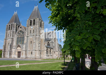 Collégiale Notre-Dame d'Écouis, collegiate church of Notre Dame in Ecouis, Eure, Haute Normandie, Normandy, France Stock Photo
