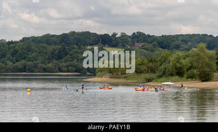 ARDINGLY, SUSSEX/UK - JULY 21 : People enjoying watersports at the reservoir in Ardingly Sussex on July 21, 2018. Unidentified people Stock Photo