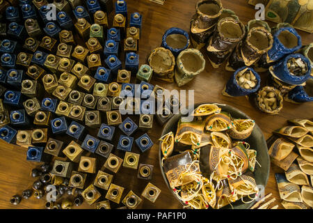 At a ceramic workshop in Maharashtra, somewhere near Ahmadnagar in a village called Shikhrapur Stock Photo