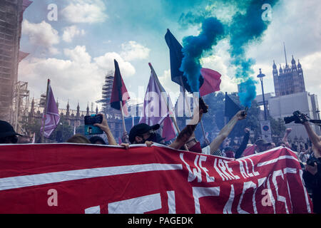 English Defence League supporters attend a rally in Whitehall where there were clashes with counter protesters from anti-fascist organisations, UK Stock Photo