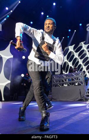 Chicago, Illinois, USA. 21st July, 2018. Singer USHER (USHER RAYMOND IV) during the Special Olympics 50th Anniversary Concert at Huntington Bank Pavilion at Northerly Island in Chicago, Illinois Credit: Daniel DeSlover/ZUMA Wire/Alamy Live News Stock Photo