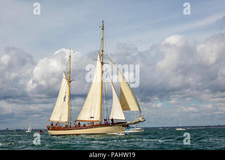 The Dutch tallship Maybe sailing out of Dublin Stock Photo