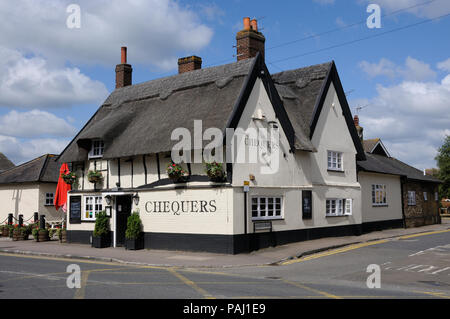 Chequers, Westoning, Bedfordshire, stands at the junction of the High Street, Church Road, and Park Road. It is an attractive half timbered building w Stock Photo