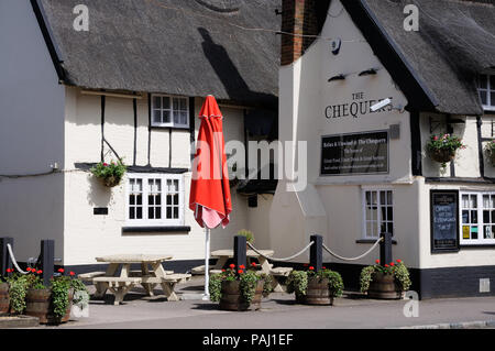 Chequers, Westoning, Bedfordshire, stands at the junction of the High Street, Church Road, and Park Road. It is an attractive half timbered building w Stock Photo