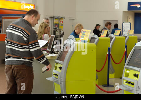 british airways early baggage check in