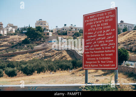 Entering Palestine Area A (English text is translation for above arabic ...