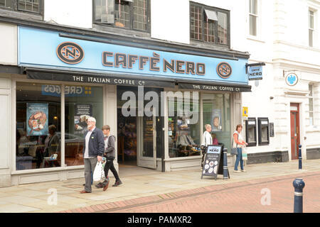 Caffe Nero cafe with people in HItchin Hertfordshire England Stock Photo