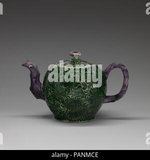 Teapot. Culture: British (American market). Dimensions: 3 5/8 x 5 3/4 in. (9.2 x 14.6 cm). Date: ca. 1760. Museum: Metropolitan Museum of Art, New York, USA. Stock Photo