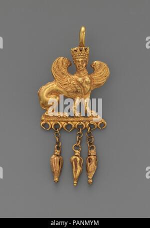 Gold Earring With A Sphinx Late Classical Or Hellenistic 4th 3rd Century B C Greek Gold Overall 2 3 4 X 1 3 16in 7 X 3c Stock Photo Alamy