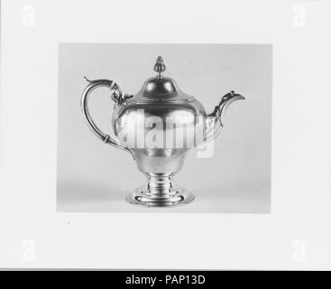 Teapot. Culture: American. Dimensions: Overall: 8 1/4 x 9 1/2 x 5 9/16 in. (21 x 24.1 x 14.1 cm); 20 oz. 19 dwt. (651.6 g)  Foot: Diam. 4 1/8 in. (10.5 cm). Maker: George B. Foster (1810-1881). Date: 1840-50. Museum: Metropolitan Museum of Art, New York, USA. Stock Photo