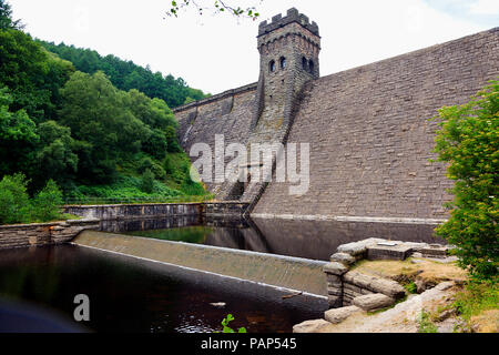 Base of the Derwent Reservoir Dam and West Tower in the Upper Derwent Valley in the Peak District of Derbyshire July 2018 Stock Photo