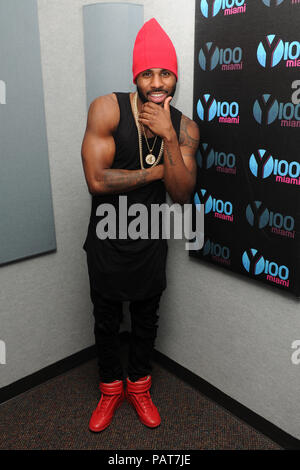 FORT LAUDERDALE, FL - NOVEMBER 13: Singer Jason Derulo poses for a portrait at Radio Station Y-100 on November 13, 2015 in Fort Lauderdale, Florida  People:  Jason Derulo Stock Photo