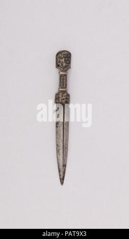 Knife. Culture: Caucasian. Dimensions: L. 4 7/8 in. (12.4 cm); L. of blade 3 in. (7.6 cm); W. 9/16 in. (1.4 cm); Wt. 0.5 oz. (14.2 g). Date: 18th-19th century. Museum: Metropolitan Museum of Art, New York, USA. Stock Photo