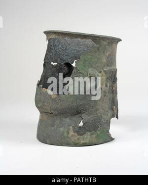 Face Beaker. Culture: Chimú. Dimensions: Overall: 7 5/8 in. (19.3 cm ...