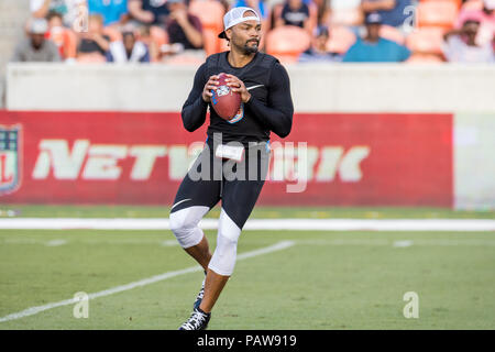 Houston, TX, USA. 19th July, 2018. Godspeed quarterback Seneca Wallace (15) looks to pass during the American Flag Football League Ultimate Final between Godspeed and Fighting Cancer at BBVA Compass Stadium in Houston, TX. Fighting Cancer won the game 26 to 6.Trask Smith/CSM/Alamy Live News Stock Photo