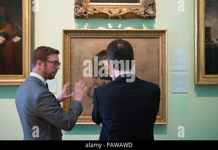 National Portrait Gallery, London, UK. 25 July, 2018. Jeremy Wright, Culture Secretary (right) and Dr Nicholas Cullinan, Director, National Portrait Gallery (left) view Sir Thomas Lawrence’s famous portrait of William Wilberforce, which will travel to Hull, the place of his birth, for the first time as part of ‘Coming Home’. Lawrence’s unfinished portrait of Wilberforce, was one of the first works acquired by the National Portrait Gallery when it was established in 1856. The work will go on display in the Ferens Art Gallery in Hull in 2019. Credit: Malcolm Park/Alamy Live News.