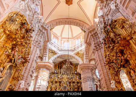 TAXCO, MEXICO - OCT 28, 2016: Interior of the Church of Santa Prisca ...