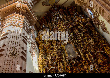 TAXCO, MEXICO - OCT 28, 2016: Interior of the Church of Santa Prisca ...
