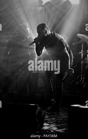 FORT LAUDERDALE FL - DECEMBER 07: Billy Hamilton of Silverstein performs at  Revolution on December 7, 2015 in Fort Lauderdale, Florida. People: Billy  Hamilton Stock Photo - Alamy