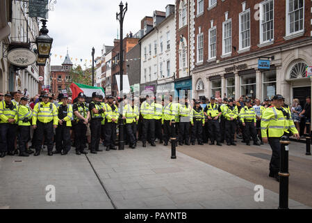 Subject: Broad Street, Worcester, Worcestershire, UK. 21st July 2018. Up to 40 English Defence League supporters took to the streets of Worcester to p Stock Photo