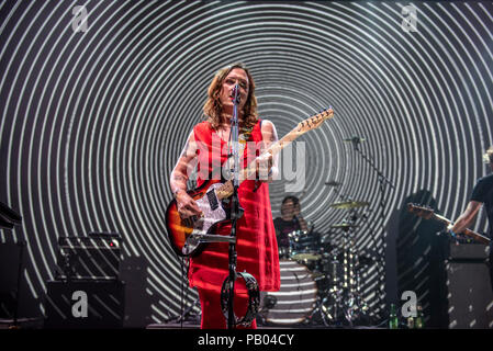Cheshire, UK. 22nd july 2018. Slowdive peerform on The Orbit stage as part of The Bluedot festival 2018 22/07/2018 Stock Photo