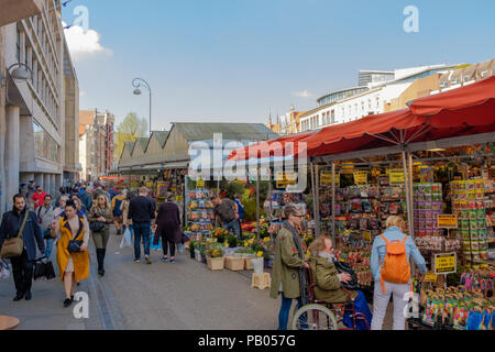 The Bloemenmarkt in downtown Amsterdam is the world's only floating flower market Stock Photo