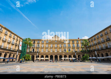 Plaza Nueva Bilbao, view of buildings sited along the east side of the Plaza Nueva in the Old Town (Casco Vieja) area of Bilbao, Spain. Stock Photo