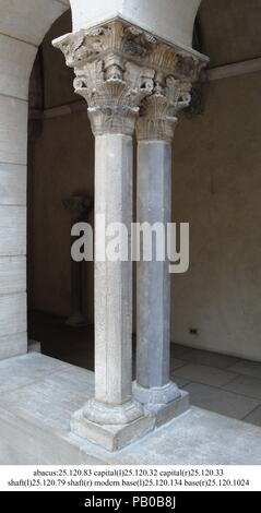 Column Base. Culture: French. Dimensions: Overall: 5 1/8 x 9 7/8 x 9 7/8 in. (13 x 25.1 x 25.1 cm). Date: late 12th century. Museum: Metropolitan Museum of Art, New York, USA. Stock Photo