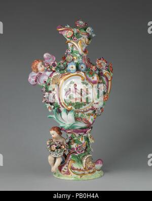 Vase. Culture: British, Chelsea. Dimensions: Height: 13 1/2 in. (34.3 cm). Factory: Chelsea Porcelain Manufactory (British, 1745-1784, Gold Anchor Period, 1759-69). Date: ca. 1760. Museum: Metropolitan Museum of Art, New York, USA. Stock Photo