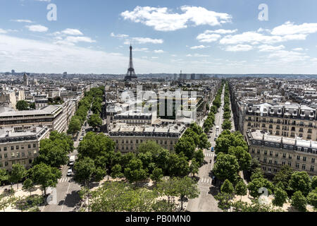 A view across Paris from the Arc de Triomphe Stock Photo - Alamy