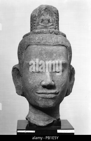 Head of Bodhisattva Avalokiteshvara. Culture: Thailand (Lopburi). Dimensions: H. 17 in. (43.2 cm). Date: late 12th century. Museum: Metropolitan Museum of Art, New York, USA. Stock Photo