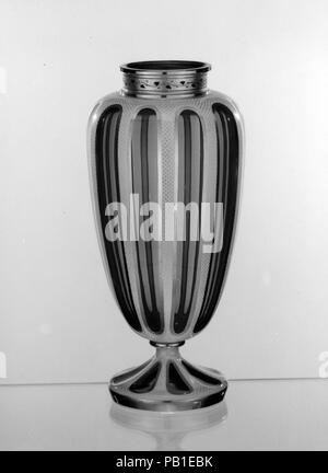 Vase. Culture: British, probably. Dimensions: H. 9 1/2 in. (24.1 cm). Date: ca. 1860. Museum: Metropolitan Museum of Art, New York, USA. Stock Photo