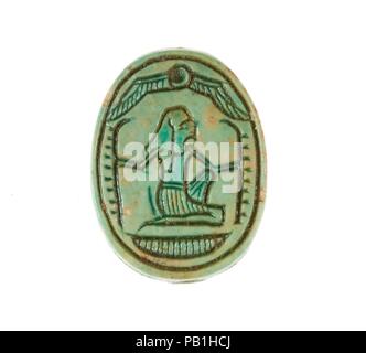 Scarab Inscribed with a Hieroglyphic Motif. Dimensions: L. 1.7 cm (11/16 in); w. 1.2 cm (1/2 in); h. 0.8 cm (5/16 in). Dynasty: Dynasty 18, early. Reign: Joint reign of Hatshepsut and Thutmose III. Date: ca. 1479-1458 B.C.. Museum: Metropolitan Museum of Art, New York, USA. Stock Photo