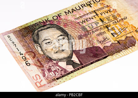 Pound to deals mauritian rupees