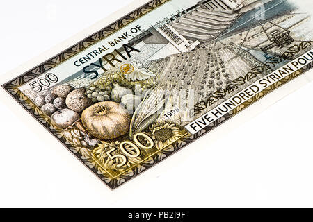 500 Syrian pounds banc note. Syrian pound is the national currency of Syria Stock Photo