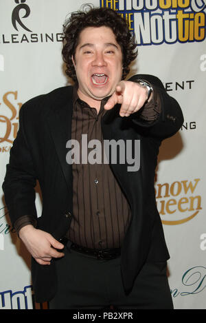 Greg Wilson arriving at The Hottie & The Nottie Premiere at the Egyptian Theatre In Los Angeles.  three quarters eye contact smile pointing fingerWilsonGreg 55 Red Carpet Event, Vertical, USA, Film Industry, Celebrities,  Photography, Bestof, Arts Culture and Entertainment, Topix Celebrities fashion /  Vertical, Best of, Event in Hollywood Life - California,  Red Carpet and backstage, USA, Film Industry, Celebrities,  movie celebrities, TV celebrities, Music celebrities, Photography, Bestof, Arts Culture and Entertainment,  Topix, vertical, one person,, from the years , 2006 to 2009, inquiry t Stock Photo